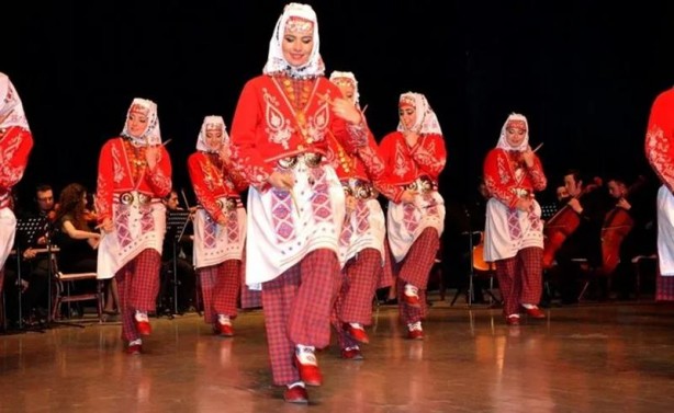 Foto - Türkler eskiden ne giyerlerdi! İşte il il geleneksel kıyafetler