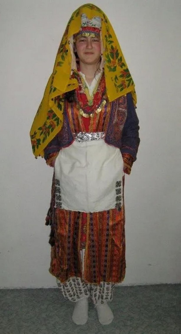 Foto - Türkler eskiden ne giyerlerdi! İşte il il geleneksel kıyafetler