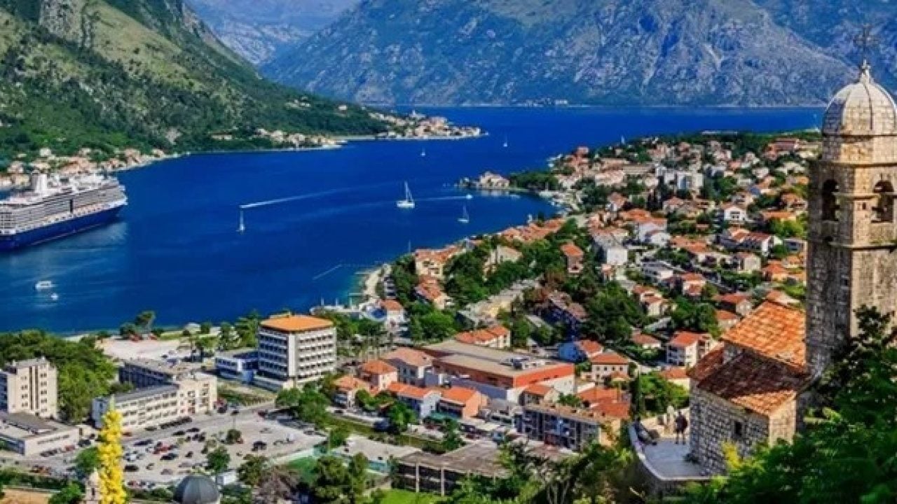 Foto - Türkler malını mülkünü satmaya başladı: İşler tersine döndü, halk ne yapacağını şaşırdı