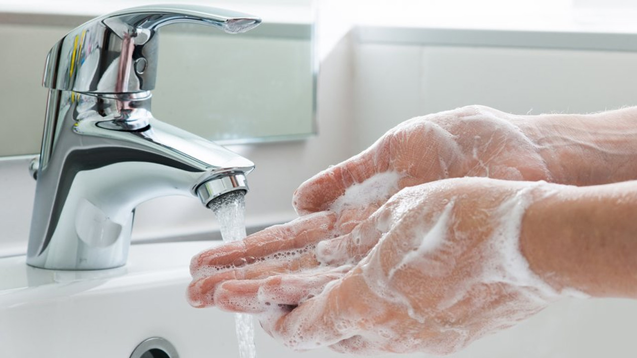 Türkler rekor kırdı! Dünyada elleri en çok kirli olan millet açıklandı