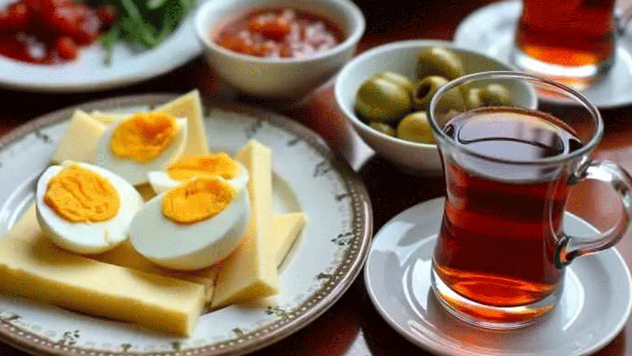 Foto - Türkler severek içiyordu: Ünlü çay markası iflas etti!