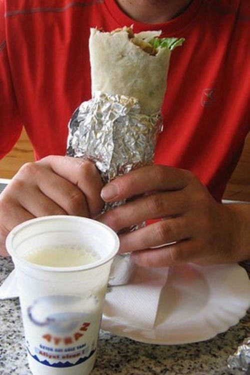 Foto - Türklere özgü davranışlar