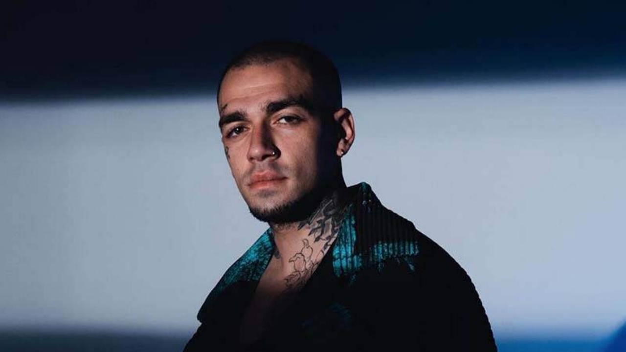 Foto - "Türklüğümden utanıyorum" demişti! Hem AK Parti’ye, hem CHP’ye sallayan ünlü rapçi Ezhel’den şaşırtan çıkış