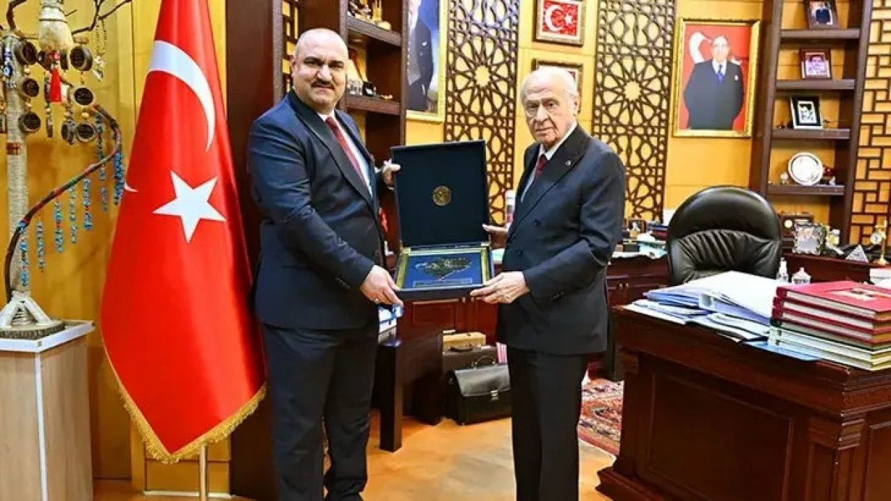Foto - Türkmen Ağa ülkede devlet bakanı seçildi: Koltuğa oturur oturmaz Türkiye'ye mesaj yolladı
