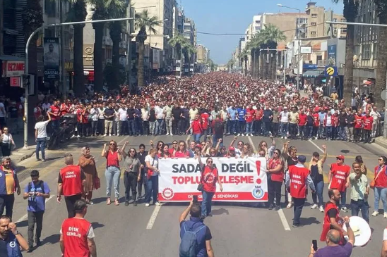 Tuvalet terliğine oy veririz diyorlardı! Grev Büyüyor Cemil Tugay'ın son açıklaması krizi büyüttü: Kent geneline yayılacak 