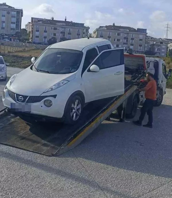 Foto - TÜVTÜRK’ten araç muayene skandalı! Otomatik vites arabası olan, hapı çok fena yutabilir