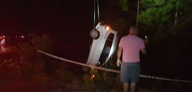 Foto - Tüyler ürperten cinayet! Kaza yapan araçta acı detay
