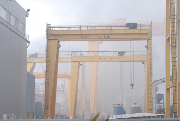 Tuzla Tersanesi'nde yürekler ağza geldi