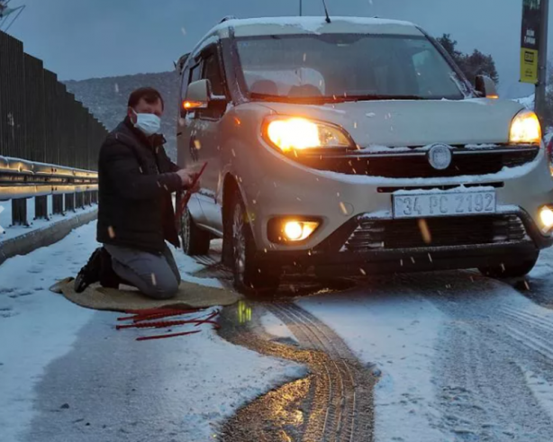 Foto - Twitter'da büyük tepki! Kar yağdı İBB sadece seyretti