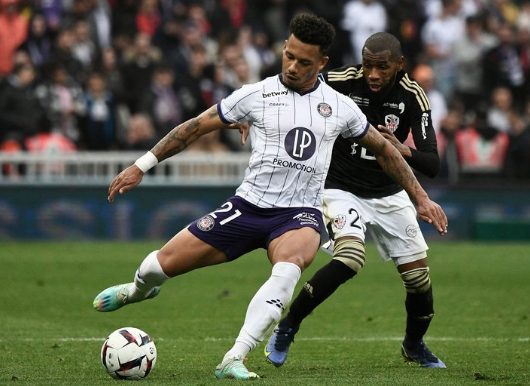 Foto - Üç büyükler için yazılan süper Brezilyalı! Bakalım hangi formayı giyecek?