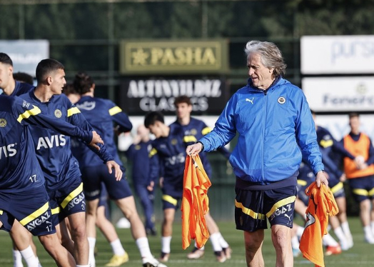 Foto - Üç büyükler için yazılan süper Brezilyalı! Bakalım hangi formayı giyecek?