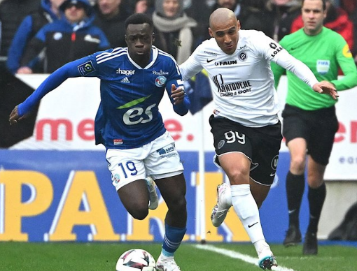 Foto - Üç isim söz konusu: Erden Timur'dan ters köşe! 19'luk yıldız için dünya devleriyle yarışıyor...