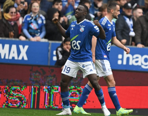 Foto - Üç isim söz konusu: Erden Timur'dan ters köşe! 19'luk yıldız için dünya devleriyle yarışıyor...