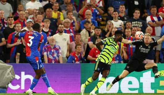 Foto - Üç isim söz konusu: Erden Timur'dan ters köşe! 19'luk yıldız için dünya devleriyle yarışıyor...