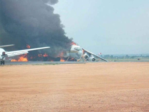 Foto - Uçak kazasından sağ kurtulmanın yolları