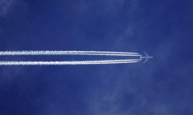 Foto - Uçakların arkada bıraktığı beyaz izleri artık göremeyebilirsiniz