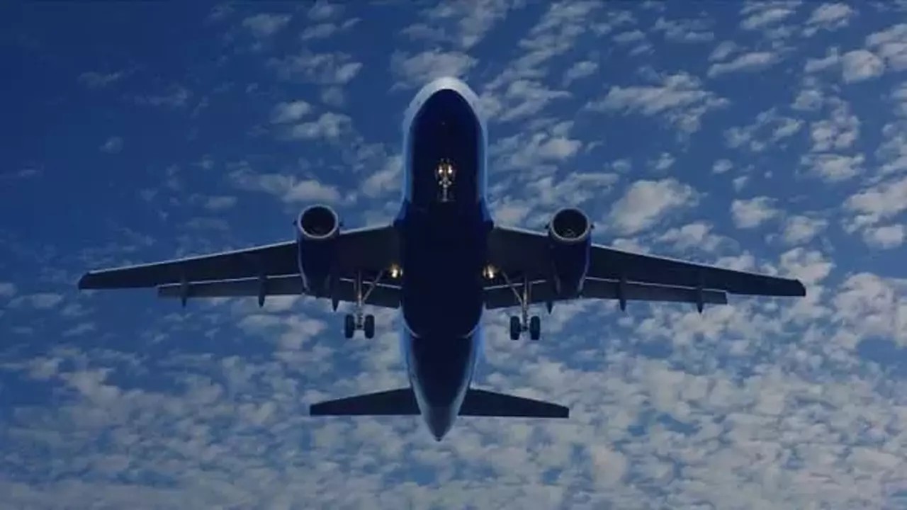 Foto - Uçakta Hayatta Kalmanın Şifreleri: Hangi Saatler Daha Güvenli?