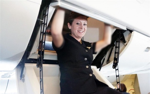 Foto - Uçakta kabin ekibinin uyuduğu gizli bölmeler