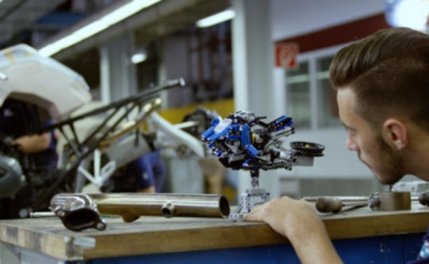 Foto - Uçan motosiklet geliyor