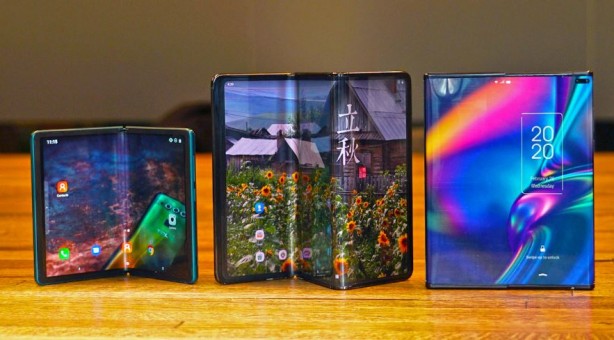 Üçe katlanabilir telefon tanıtıldı! Dünyada bir ilk