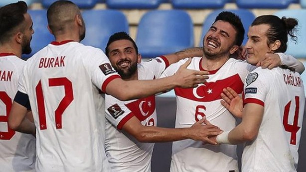 Foto - Ücretleri bile belli! Beşiktaş'tan Burak Yılmaz ve Ozan Tufan bombası