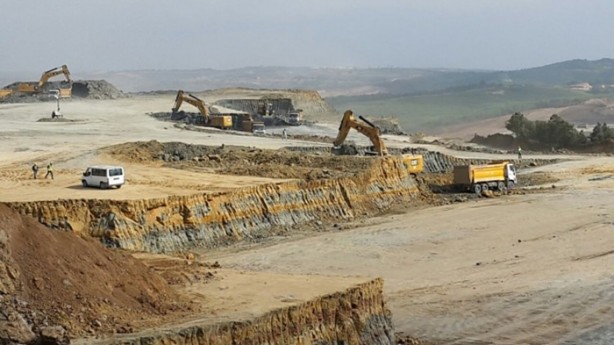 Foto - Üçüncü Havalimanı’nda ilk pist ortaya çıktı