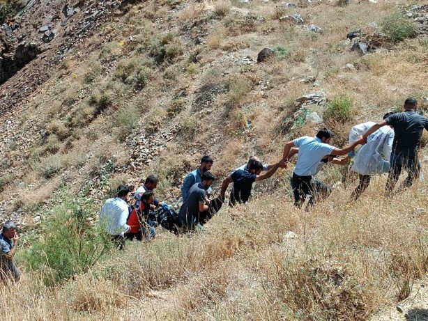 Foto - Uçuruma yuvarlanan yaşlı adamın feci ölümü