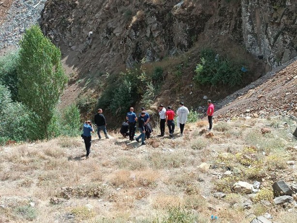 Foto - Uçuruma yuvarlanan yaşlı adamın feci ölümü
