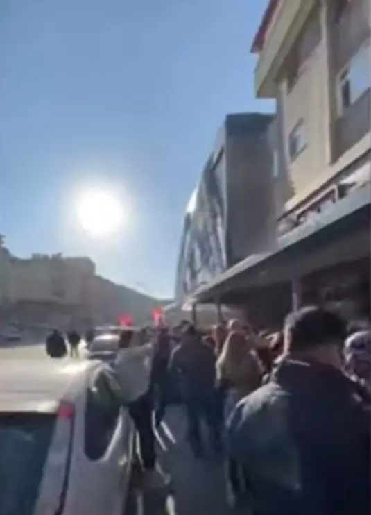 Foto - Ucuz altını duyan, oraya koştu! Sıranın başı sonu gözükmedi! Bakın ne kadara verdiler! Şok olacaksınız 
