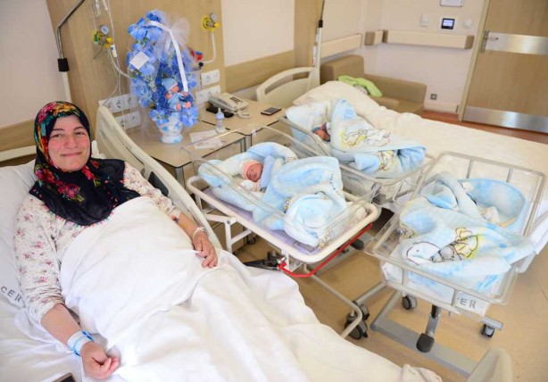 Foto - Üçüz bebeklerine Recep, Tayyip, Erdoğan ismi verdiler