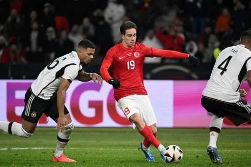 Foto - Ucuza oyuncuyu satmaya başlamışlardı! İtalyanlar resmen duyurdu! Milli takımın yıldızı için karar verildi…