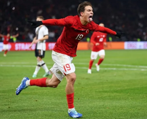 Foto - Ucuza oyuncuyu satmaya başlamışlardı! İtalyanlar resmen duyurdu! Milli takımın yıldızı için karar verildi…