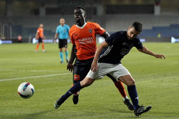 Foto - UEFA Konferans Ligi 2. Ön Eleme Turu: Başakşehir: 6 - La Fiorita: 1