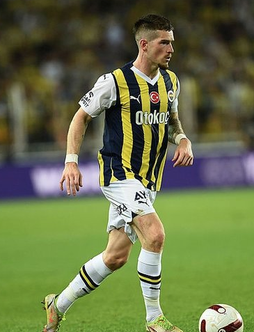 Foto - UEFA Konferans Ligi öncesi Fenerbahçe'de büyük deprem... Bir bu eksikti: İsmail Kartal ne yaptı böyle?