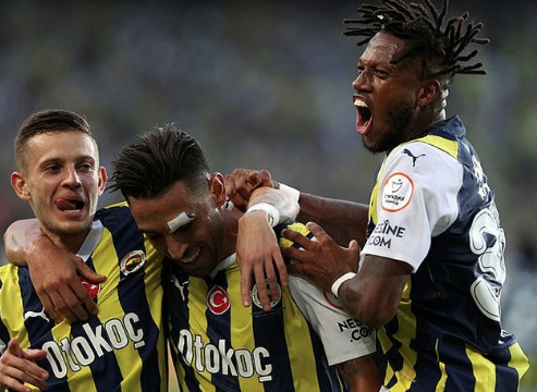 Foto - UEFA Konferans Ligi öncesi Fenerbahçe'de büyük deprem... Bir bu eksikti: İsmail Kartal ne yaptı böyle?