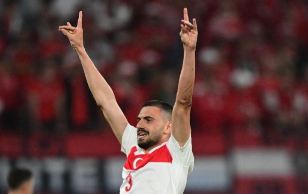 Foto - UEFA'nın skandal 'Merih Demiral' kararına tepkiler çığ gibi!