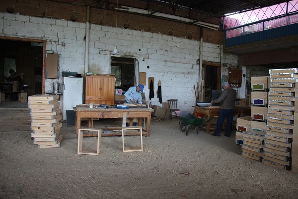 Foto - Uğruna parmaklarını kaybettiği mesleğini sürdürüyor