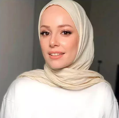 Foto - Uğur Dündar'a babalık davası açan Dilara’nın Yeşilçam film gibi hüzünlü hayat hikayesi