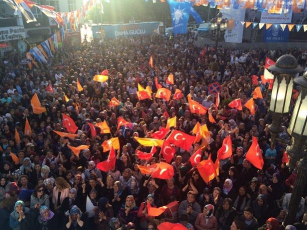 Foto - Uğur Işılak'a büyük ilgi