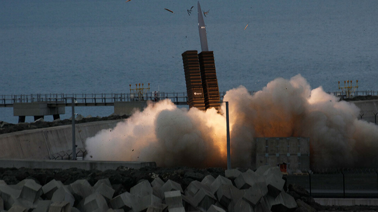 Üke şokta: Türkiye 2000 kilometre menzilli füze yapıyor! İHA'lar havadan inmiyor: Menzilin hedefindeyiz