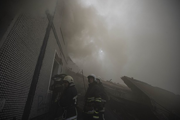 Foto - Ukrayna duyurdu! Rusya'dan saldırı