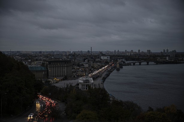 Ukrayna karanlığa gömüldü