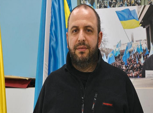 Foto - Ukrayna ordusu Müslüman bir Türk'e emanet Savunma Bakanlığına getirilen Kırım Türk’ü Rüstem Umerov kim?