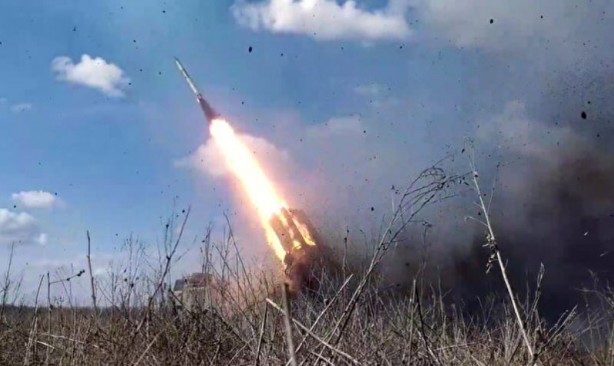 Foto - Ukrayna, Rus şehrine saldırı düzenledi! Ölü ve yaralılar var