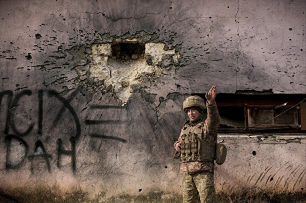 Ukrayna-Rusya gerilimi sürüyor! Eli silah tutan herkes askere çağrılıyor