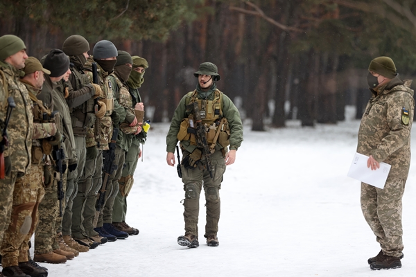 Ukrayna savaş hazırlıklarına başladı