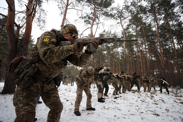 Foto - Ukrayna savaş hazırlıklarına başladı