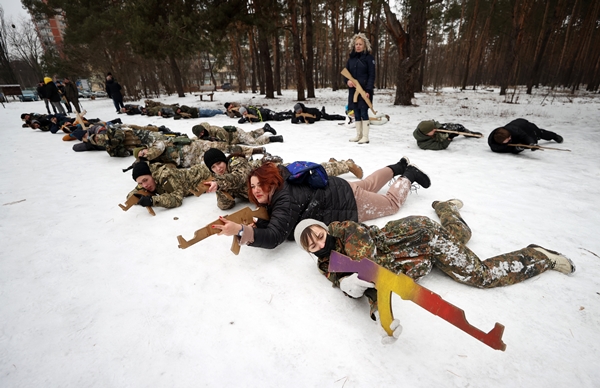 Foto - Ukrayna savaş hazırlıklarına başladı