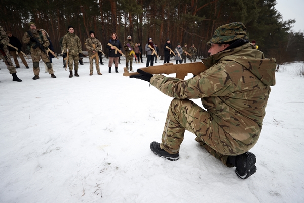 Foto - Ukrayna savaş hazırlıklarına başladı