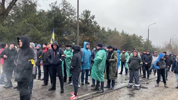 Foto - Ukrayna'da nükleer santral barikatı